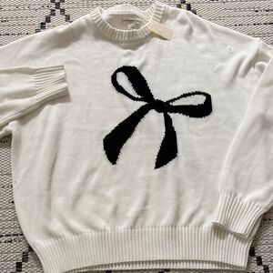 Aeropostale Randall Cream Sweater with Black Bow Accent